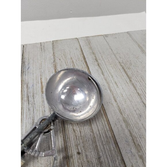 Plastic Ice Cream Scoop Almond Handle Taiwan - Picture 2 of 8